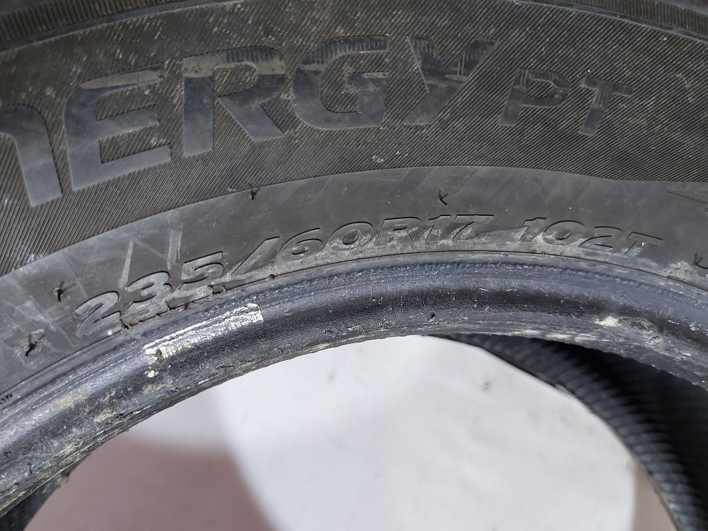 Резина Hankook Kinergy 235/60R17 ( Dodge )  (23560 R17)