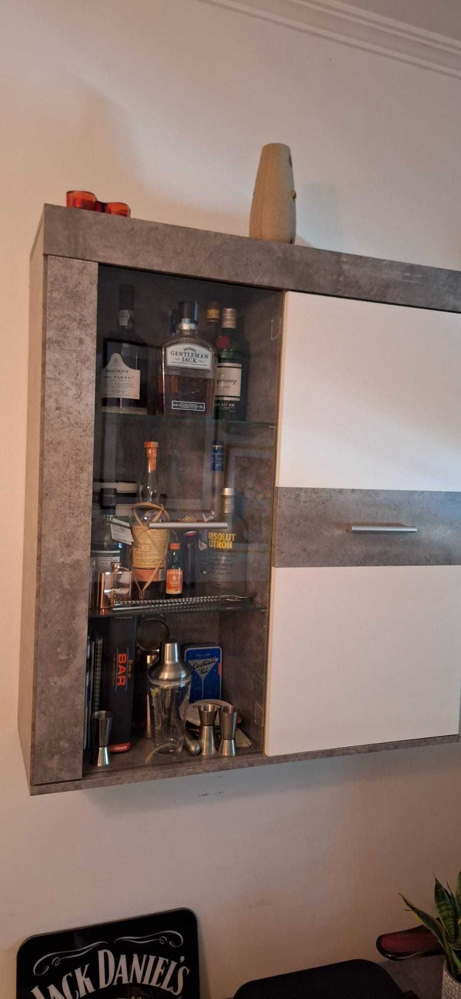 Armário para loiças ou bar / Módulo de dus portas