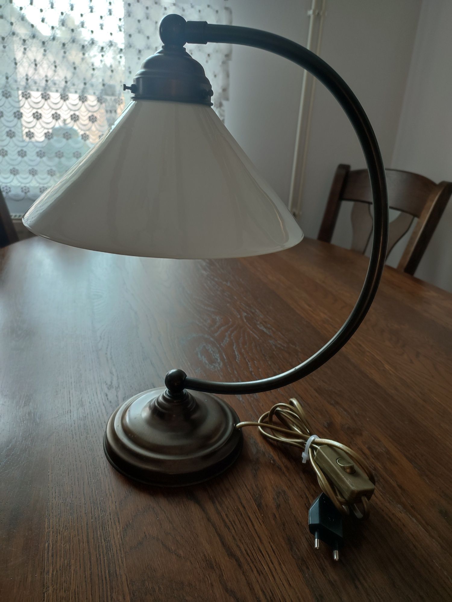 Lampa stojąca mosiezna