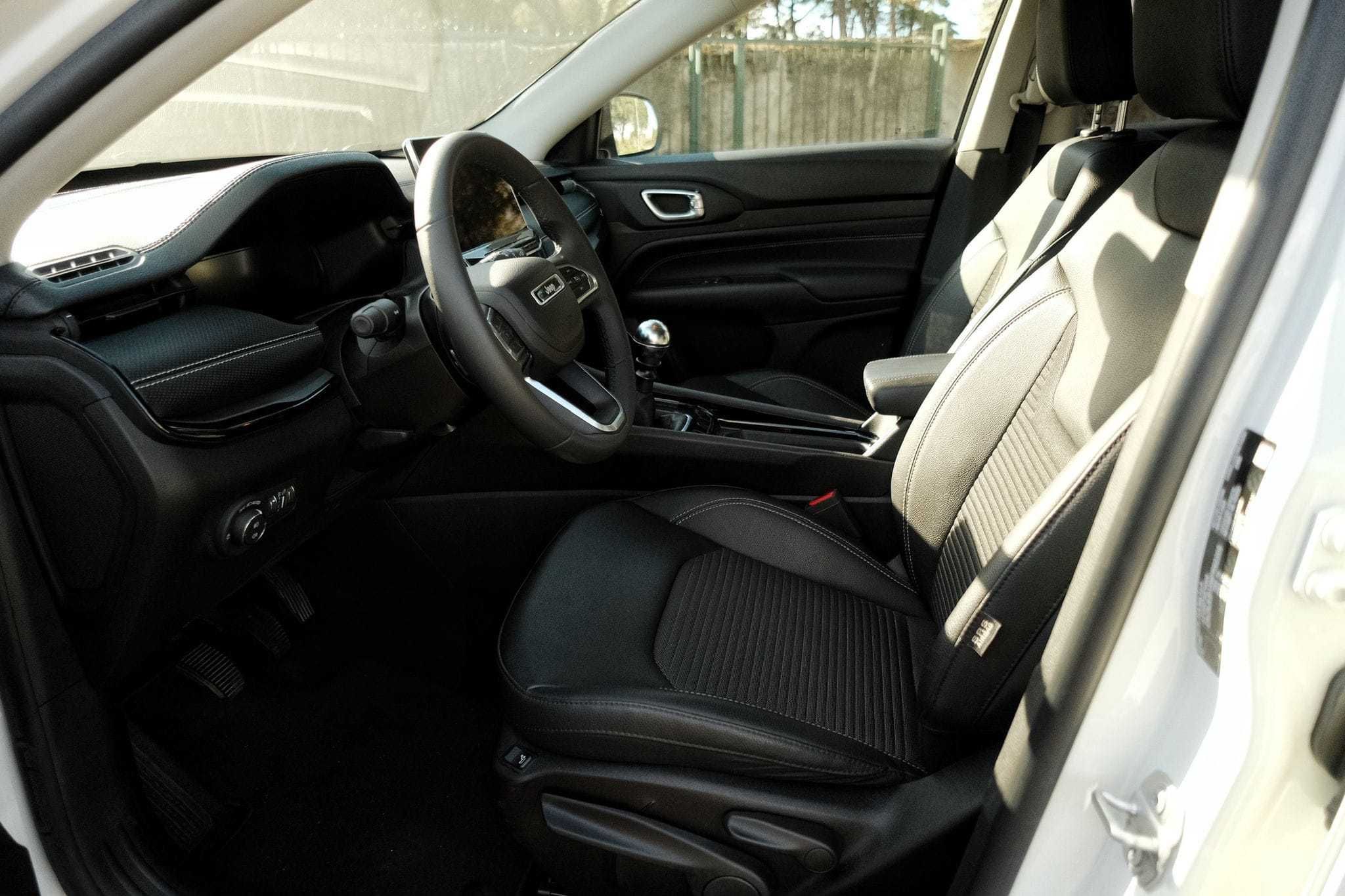 JEEP COMPASS 2022 Edição Esp. Night Eagle c/Garantia Jeep - Semi-Novo