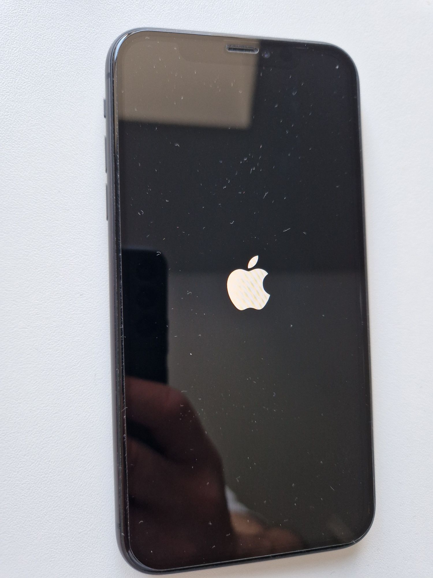 iPhone 11 64GB na gwarancji + gratis etui dodatkowe szkło hartowane