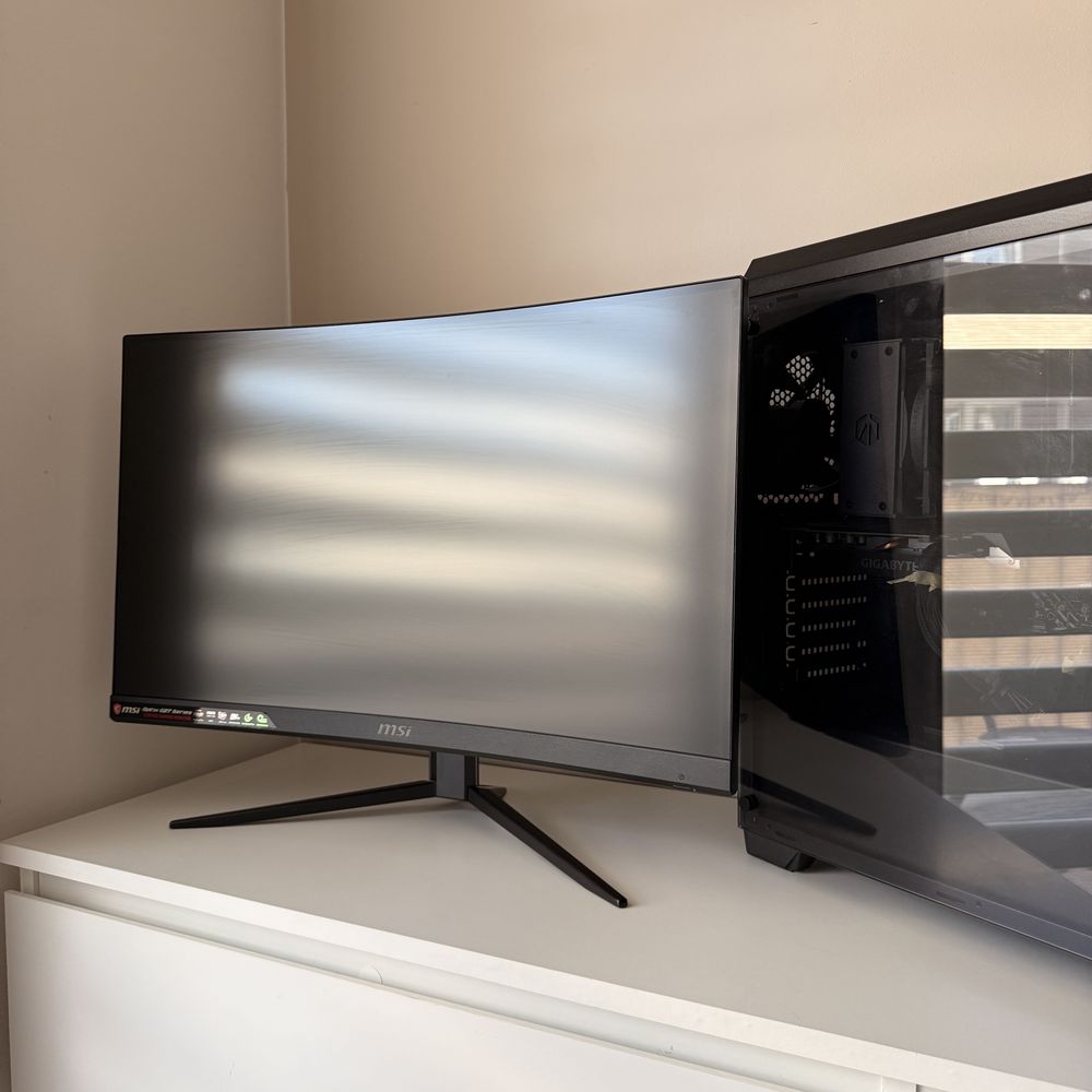 Komputer z monitorem GTX 1660ti oc6GB i5-12400f