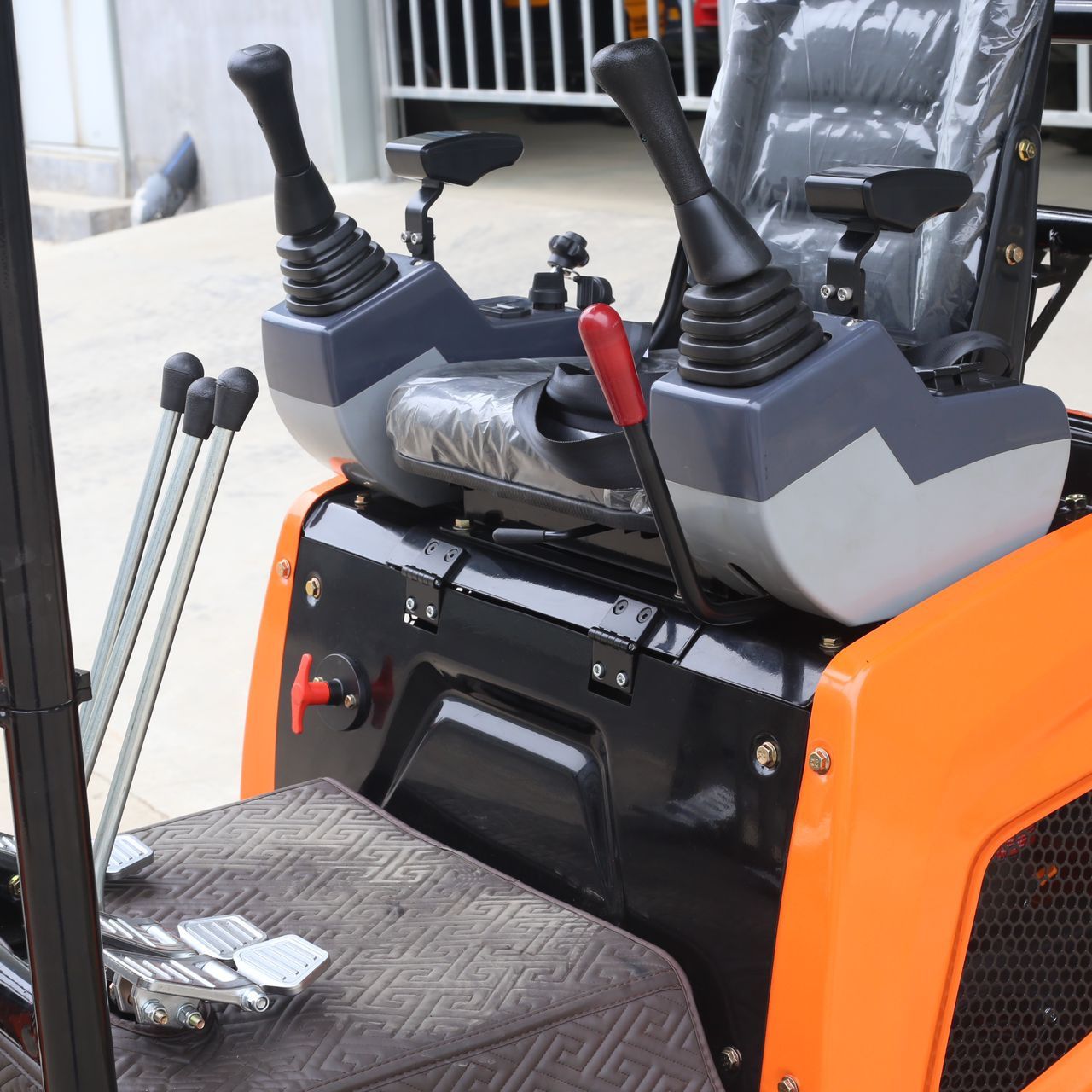 Mini koparka gąsienicowa 16KM  diesel dwa cylindry