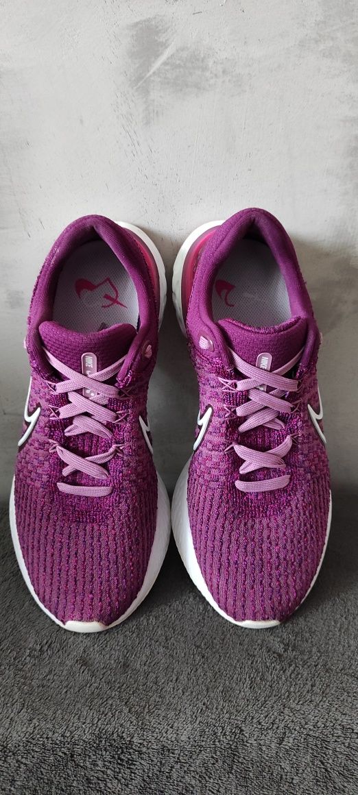 Nike React Infinity Run Flyknit 3  rozmiar 41 (26,5 cm)