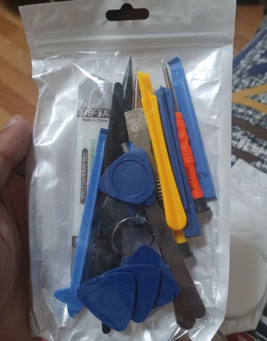 Набір інструментів та аксесуарів для ремонту та техніки (все нове)