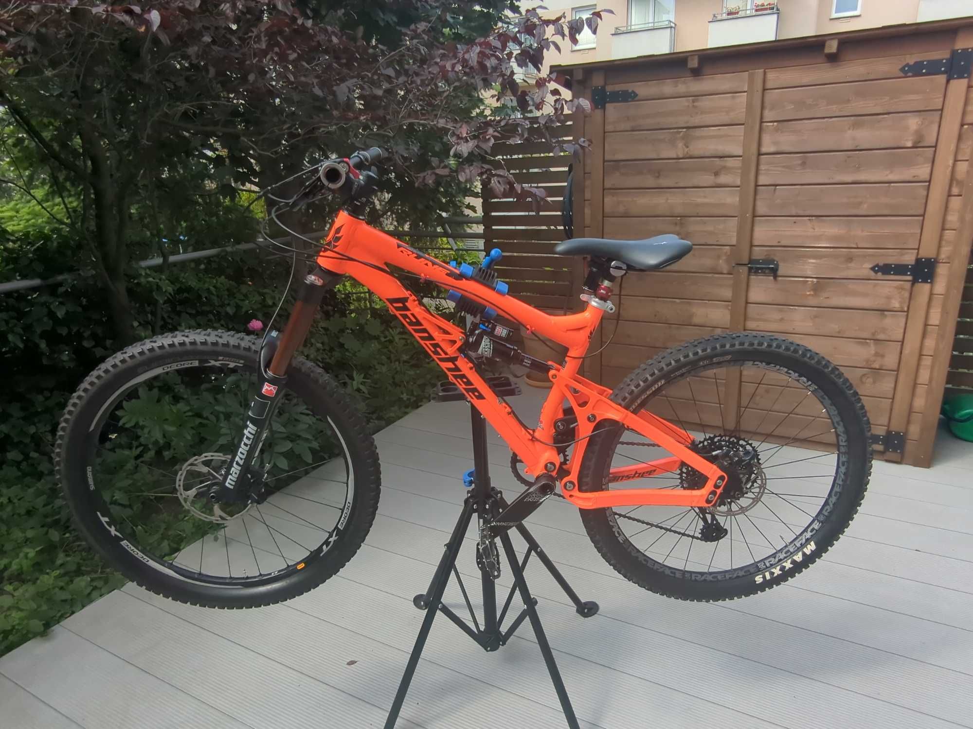 Rower Full Banshee Rune V2 rozmiar M