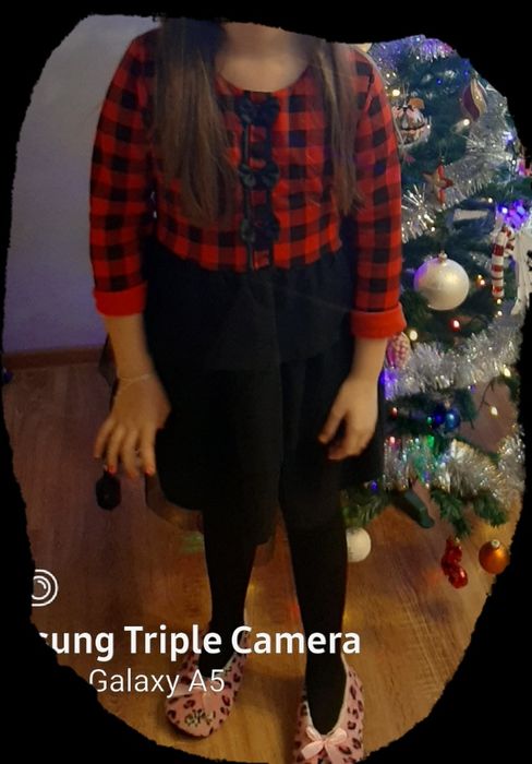 Świąteczna sukienka dla dziewczynki