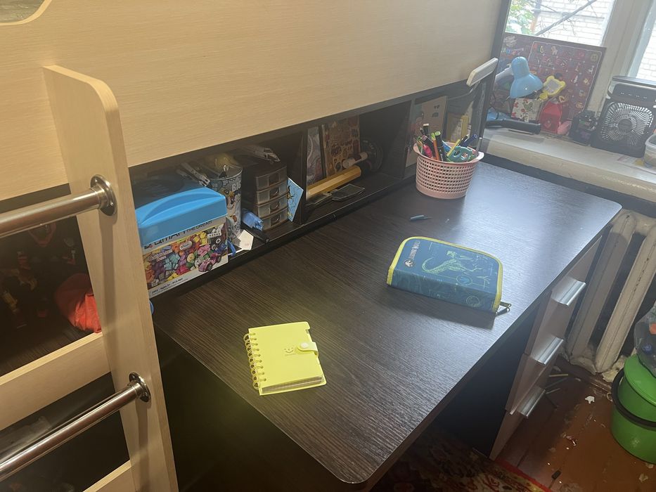 Ліжко , кровать чердак