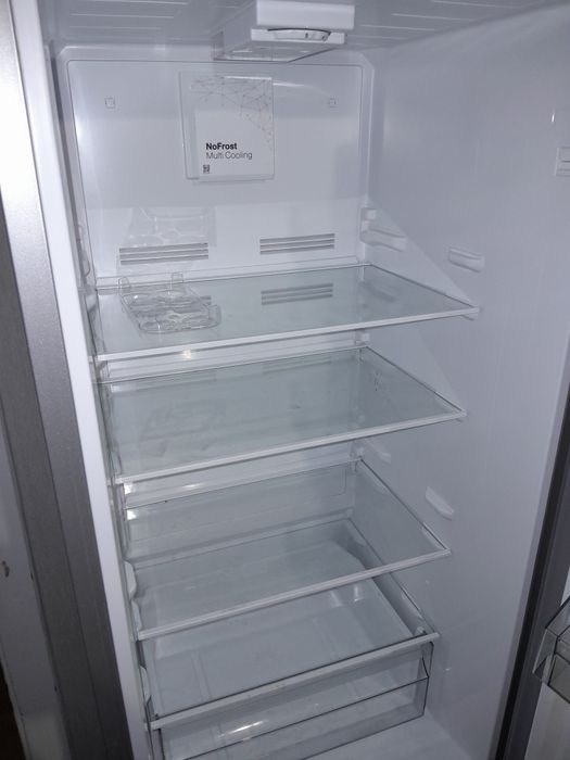 Продам холодильник Vestfrost