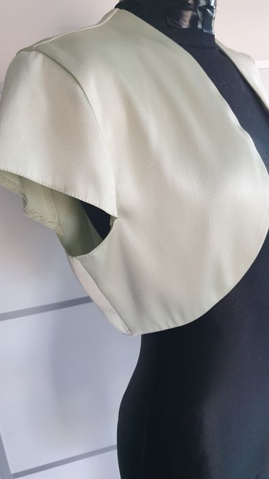 Bolerko damskie stylowe eleganckie krótkie do sukienki roz 40