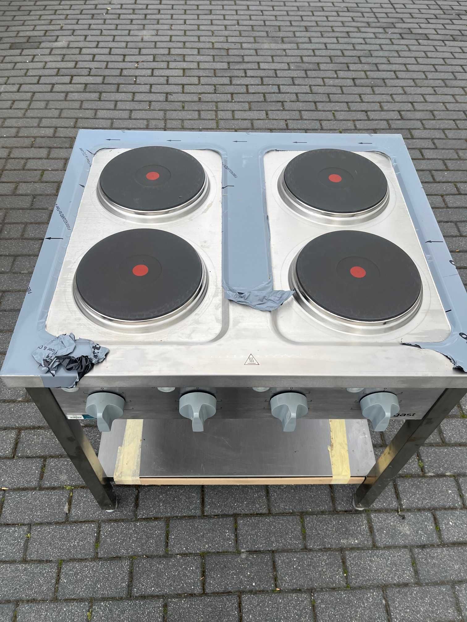 Nowa Kuchnia Elektryczna STALGAST 979500 | 4 palniki | 10.4 KW