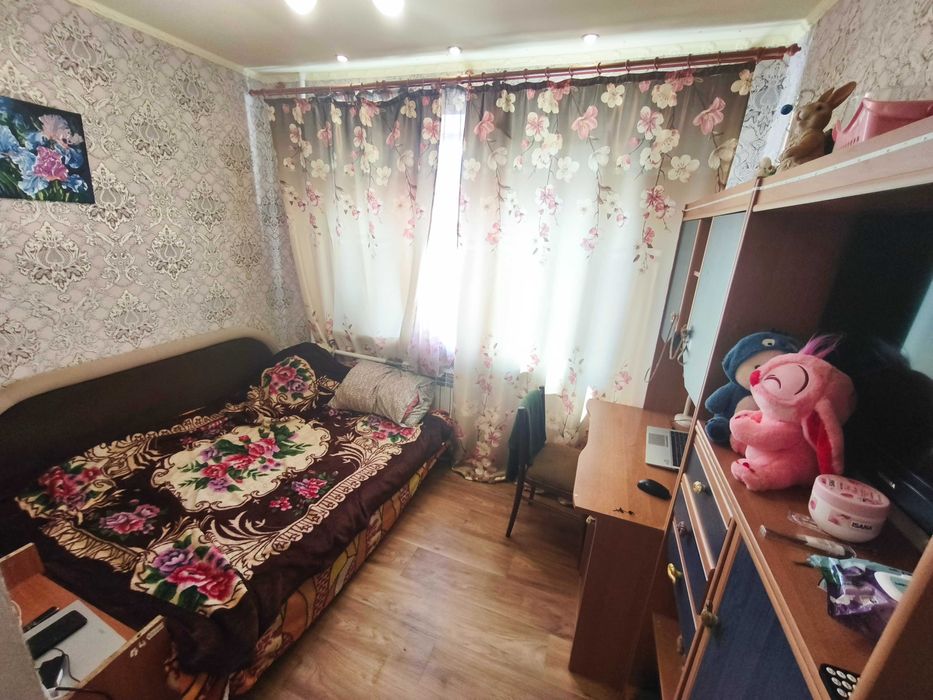 ТЕРМІНОВО! Продам 1-но кімнатну квартиру з меблями і технікою!