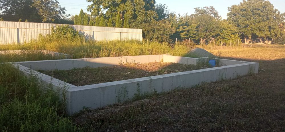 Продам земельну ділянку в межах міста