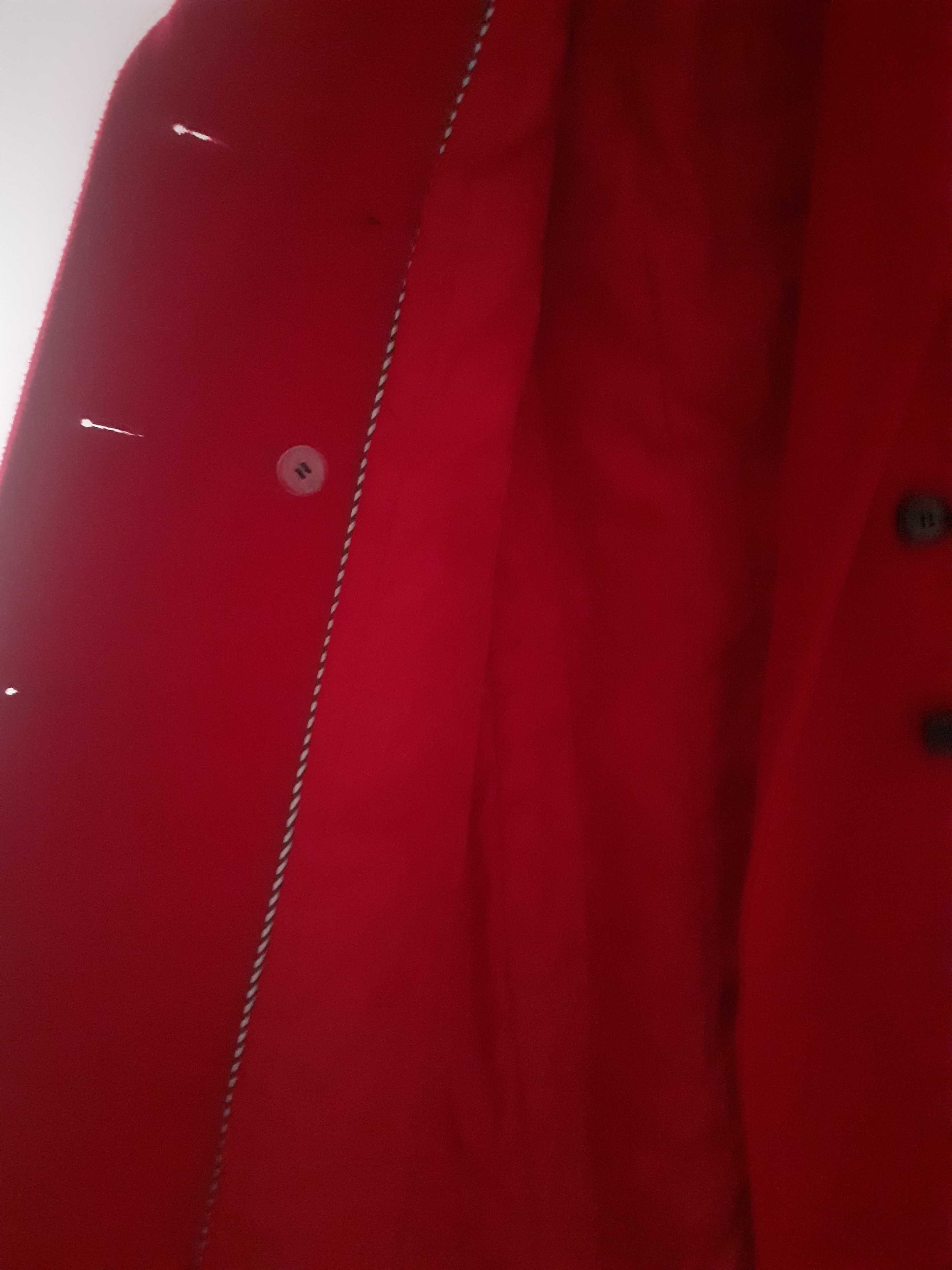 Czerwony wełniany płaszczyk Mohito