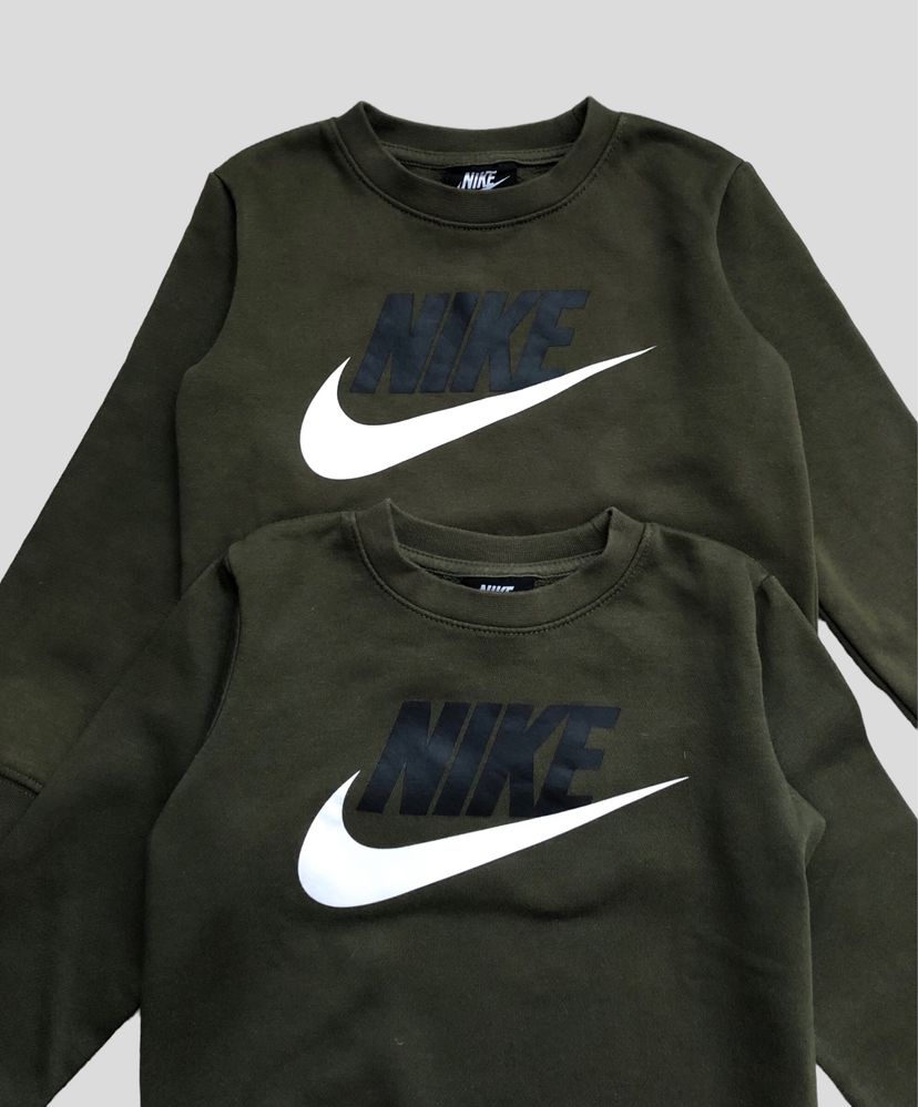 Джемпер, свитшот, кофта Nike на мальчиков двойняшек 4-5 лет