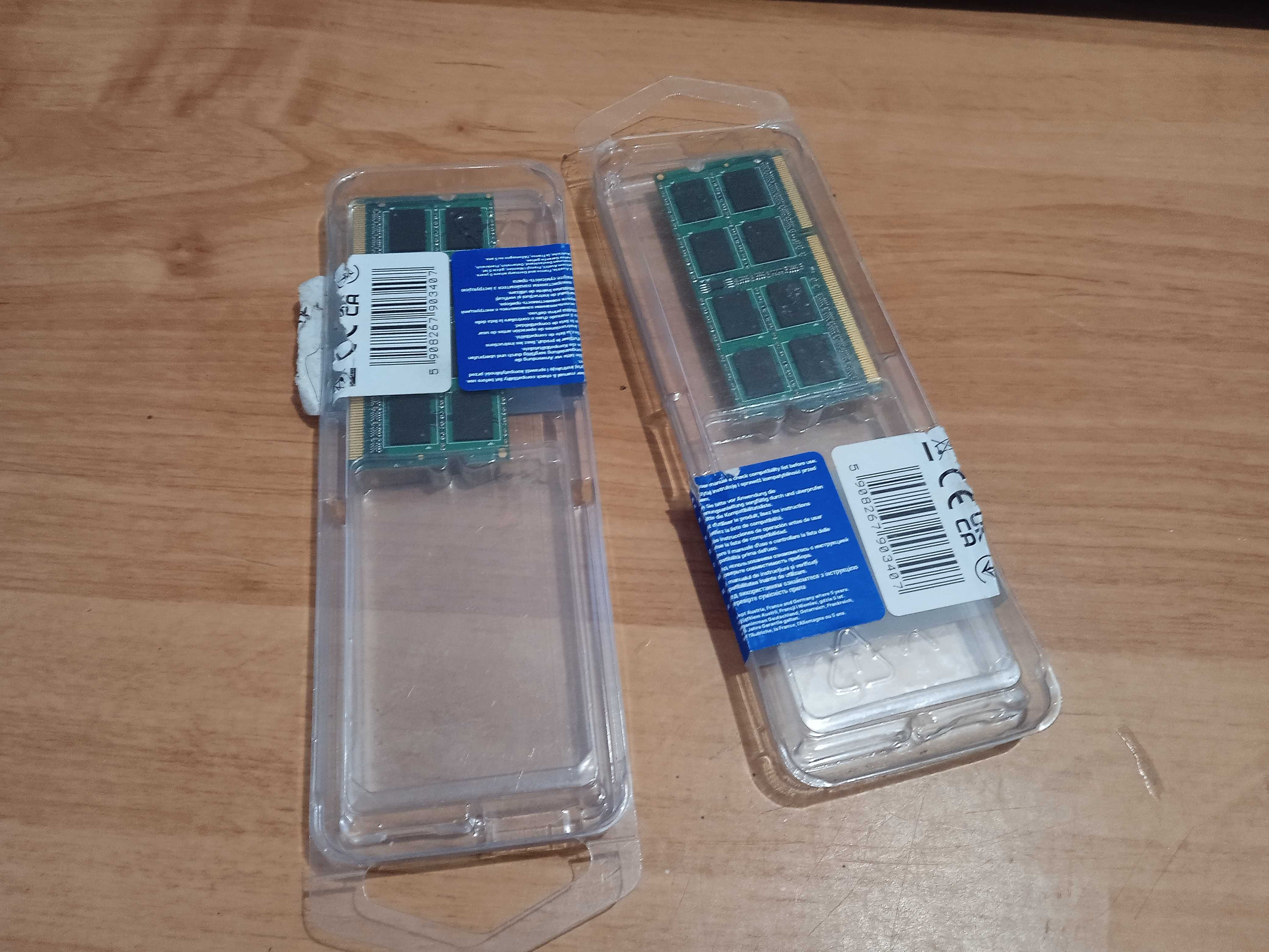 Оперативна пам'ять DDR3 8 2 модулі по 8гб 1600MHz