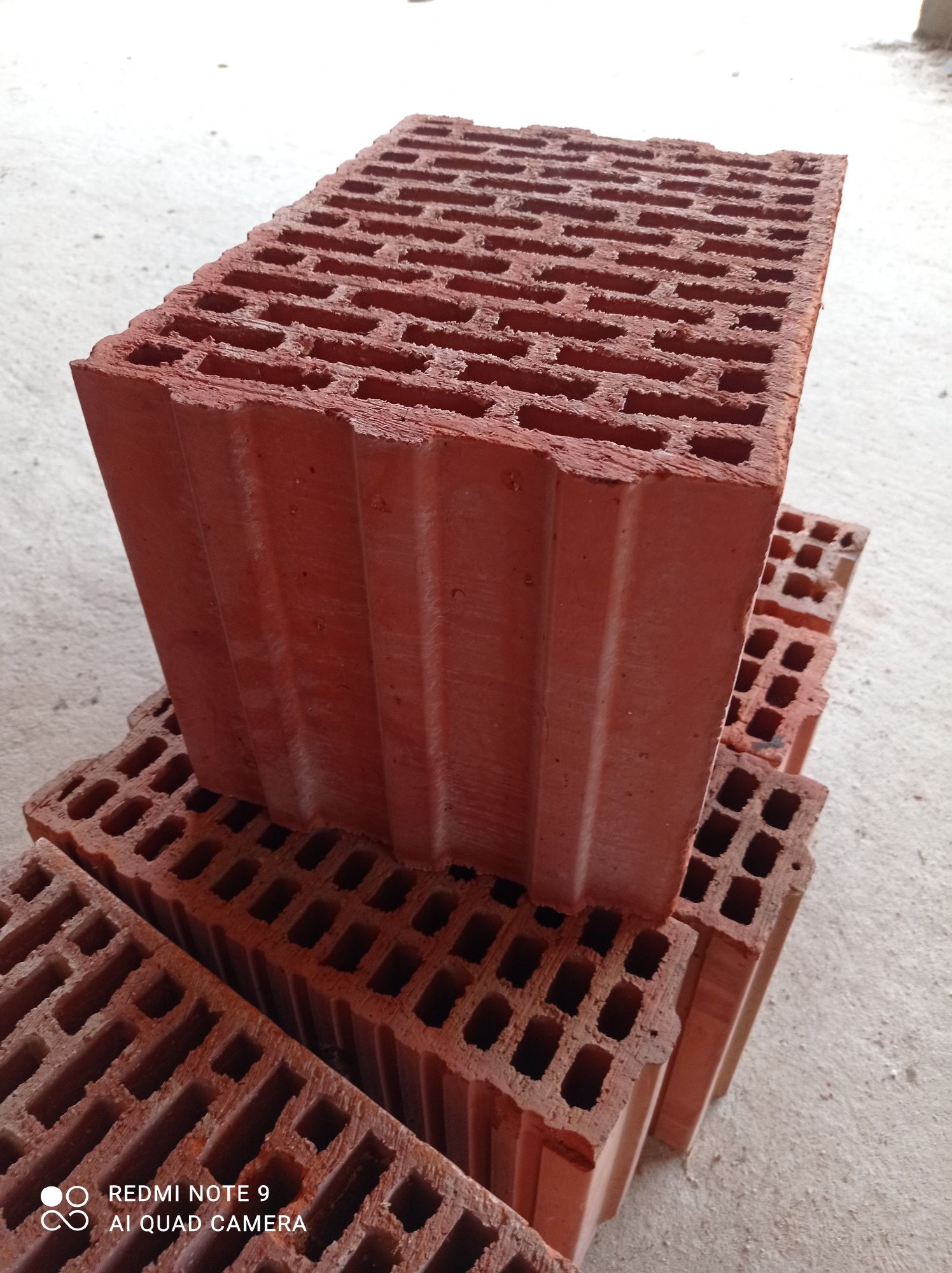 Pustak cegła Termoton P+W 25