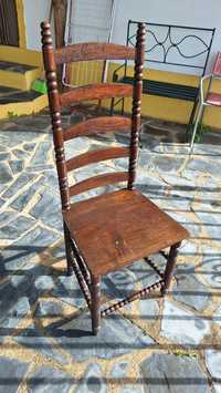 Conjunto de 4 cadeiras madeira