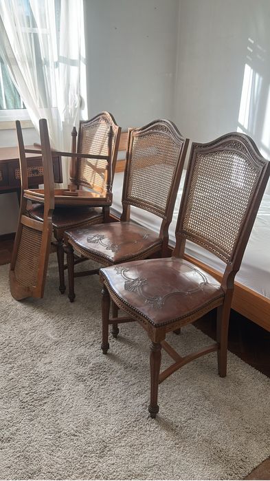 Conjunto de 6 cadeiras em bom estado