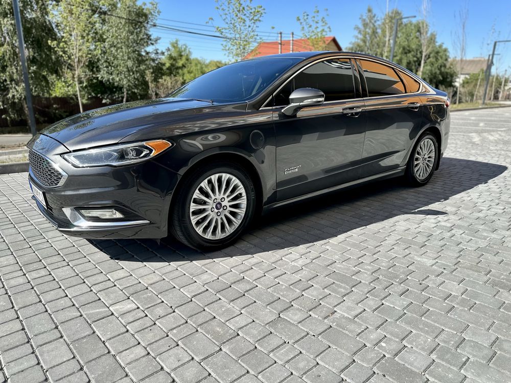 Ford Fusion 2017 Hybrid PLUGIN