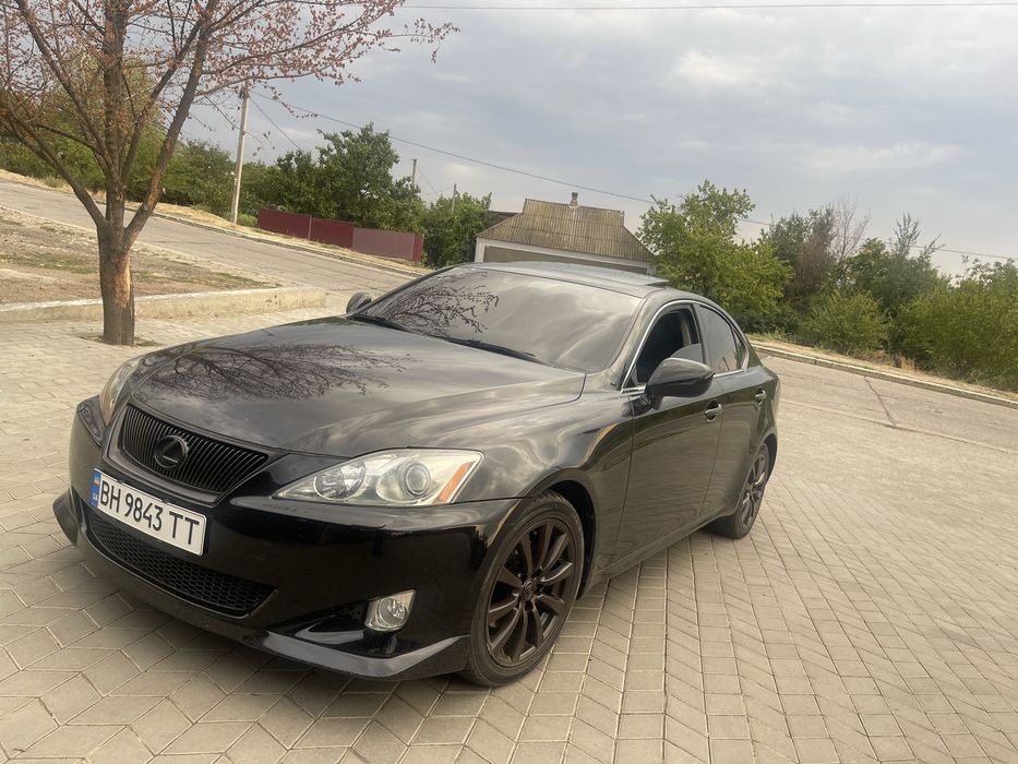 Lexus is250 на ПОЛНОМ приводе срочно