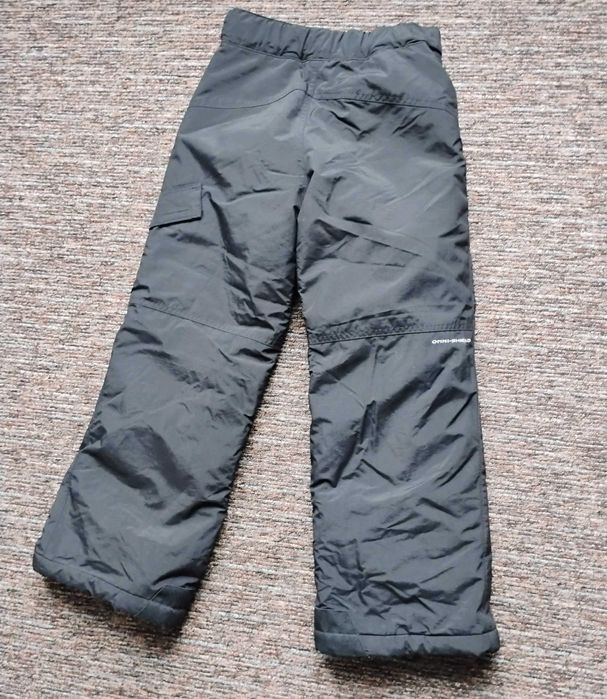 Spodnie narciarskie + zestaw odzieży rozm. 134 chłopiec