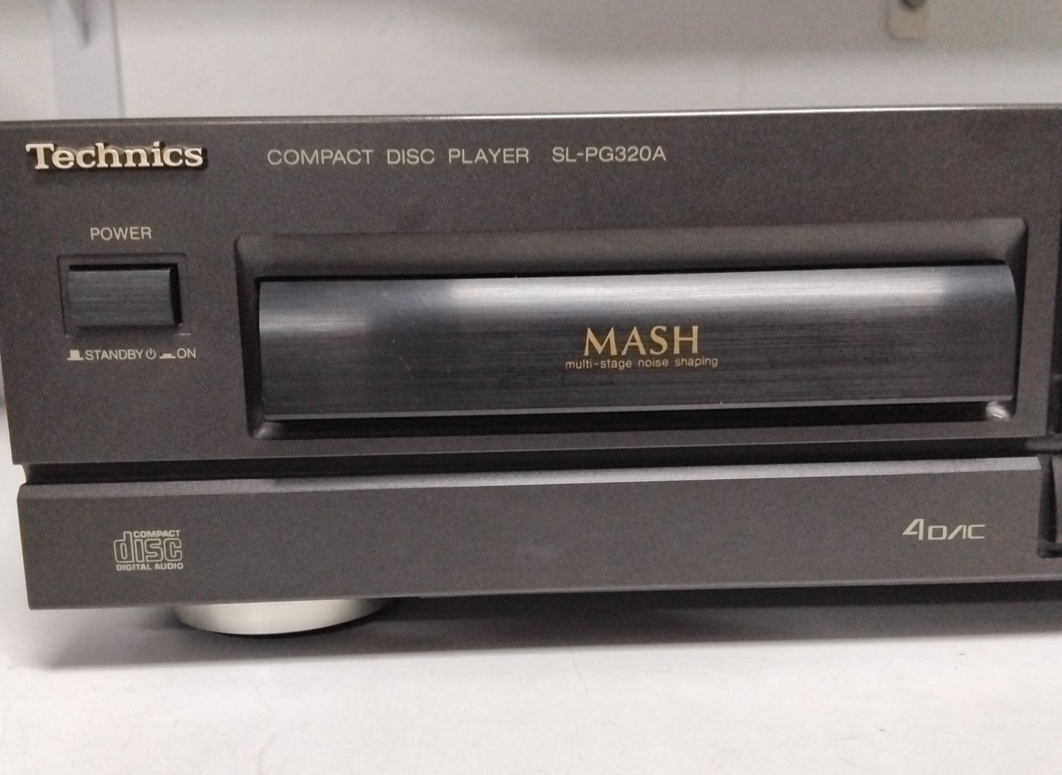 TECHNICS leitor de cd SL-P320A