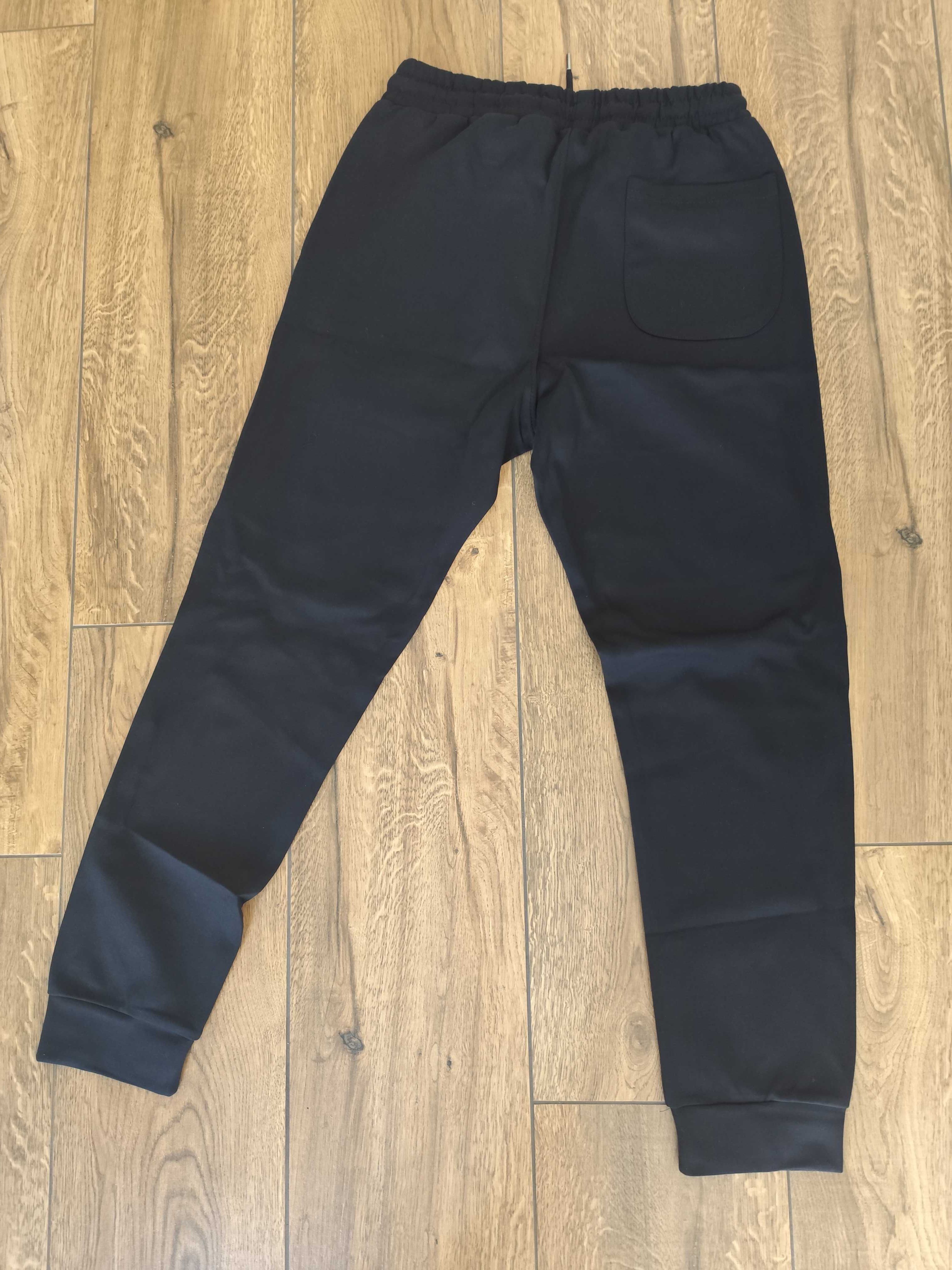 Nowe męskie dresy kompletne Hugo Boss granat bluza kaptur spodnie M/L