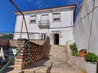 Casa Minhota com Jardim e Terreno na cidade de Viana do Castelo