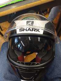 Vendo capacete shark tamanho M