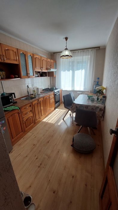 Продам 4х ком кв .центр города