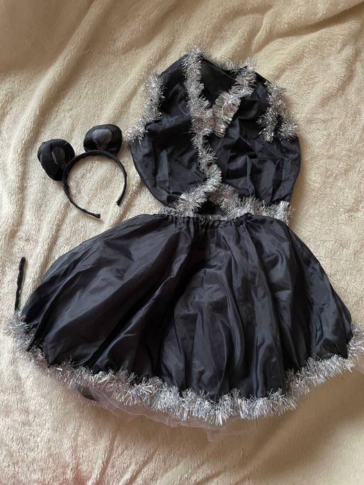 Оренда новорічних костюмів