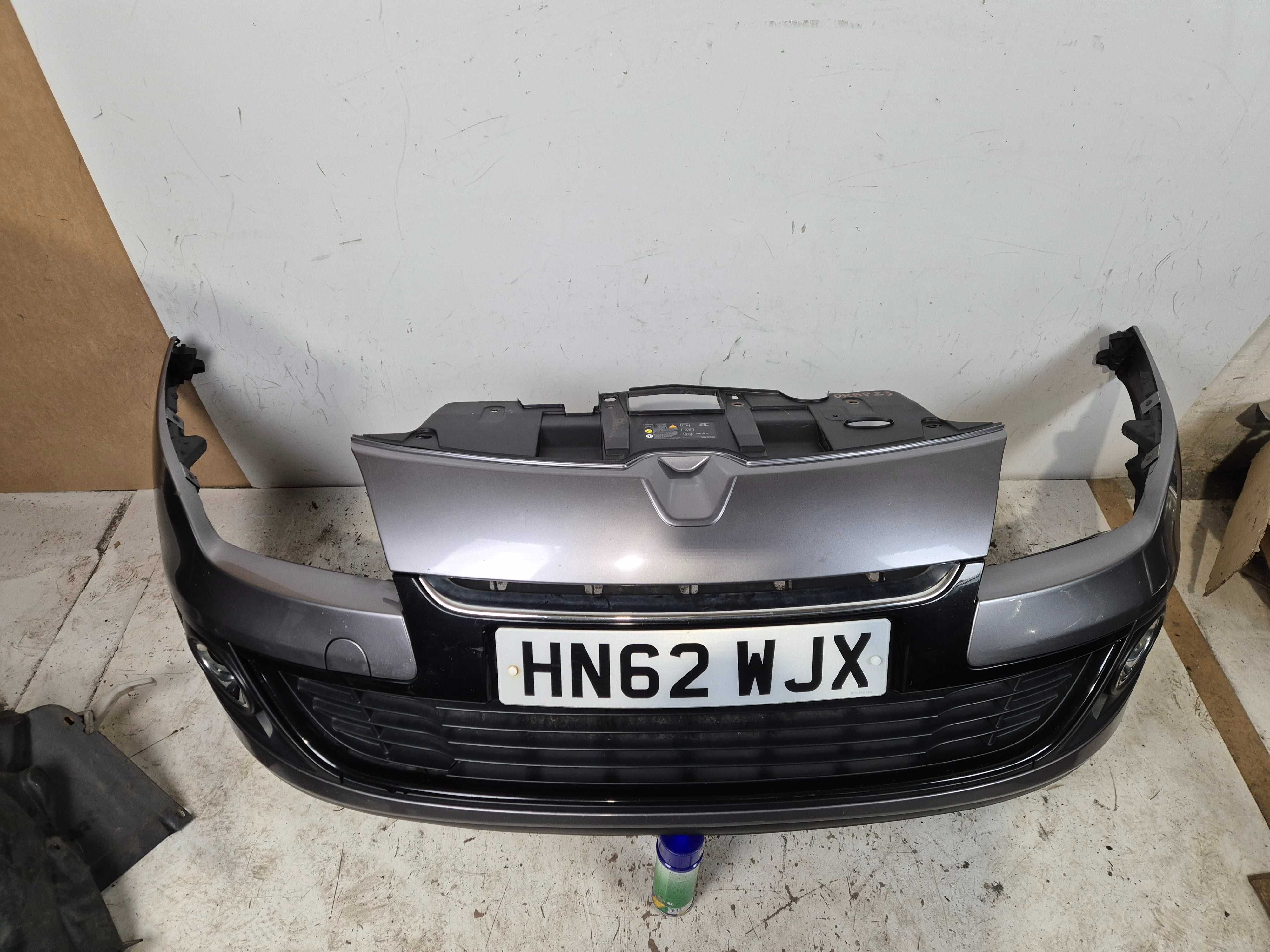 Renault Megane III lift zderzak przedni przód.