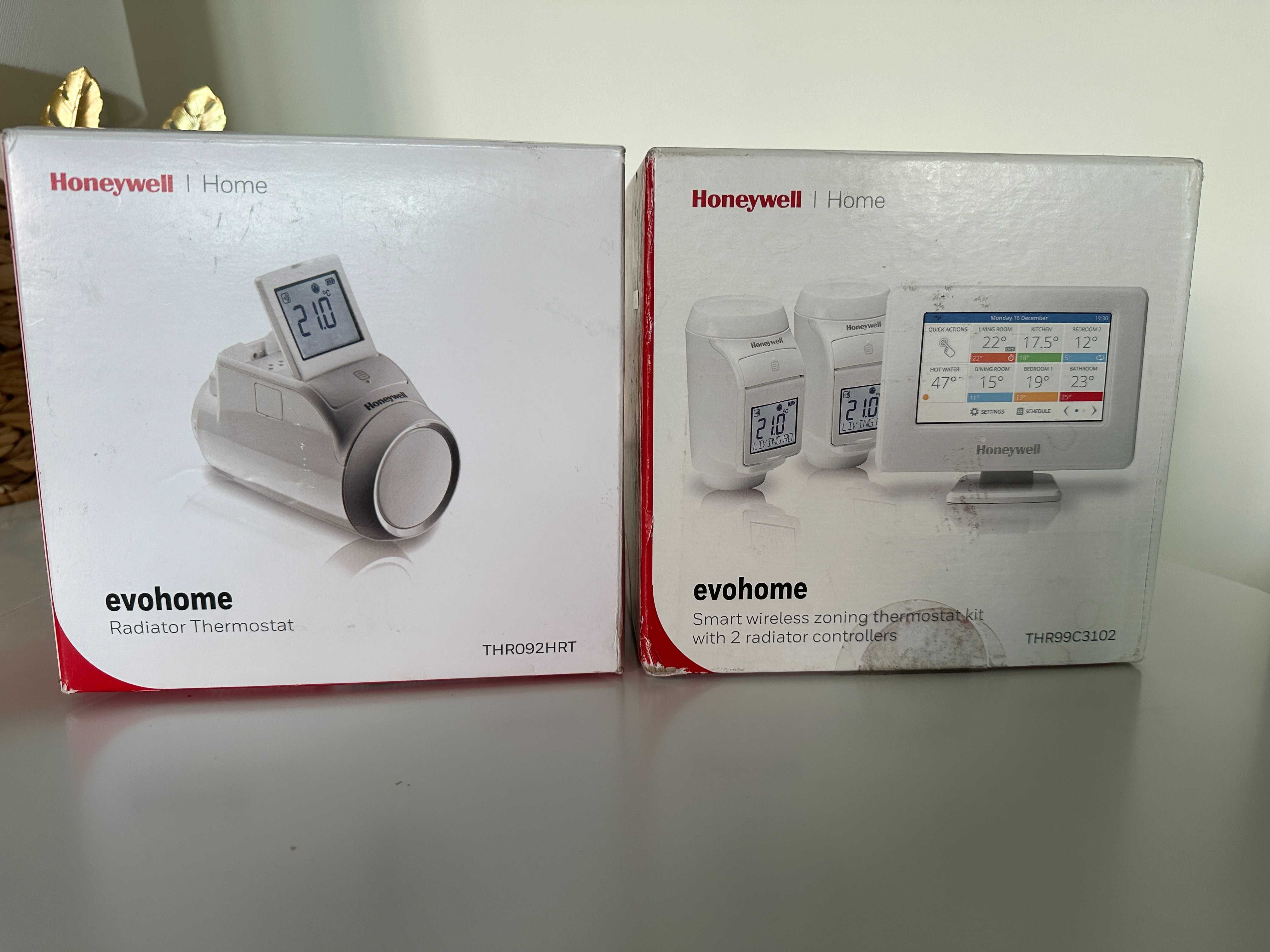 Zestaw termostatyczny bezprzewodowy EVOHOME HONEYWELL Kit + THR092HRT