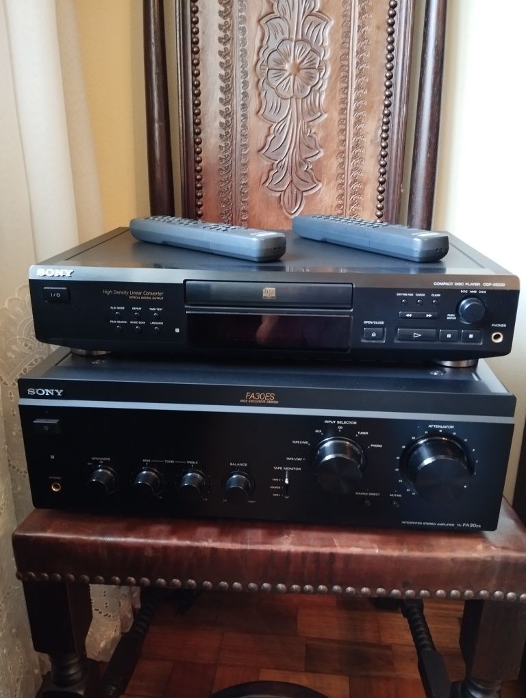 Sistema de Som Sony, Amplificador, leitor de CD e Colunas