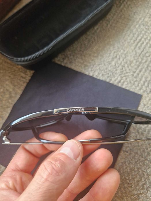 Oculos de sol Carrera