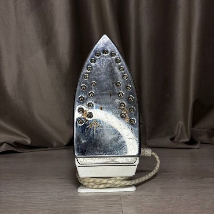 Утюг Moulinex Рабочий