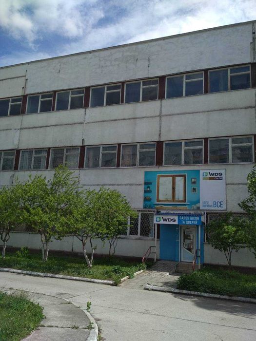 Оренда Укртелеком! 693,90 кв.м., м. Нетішин, вул. Героїв України 2.