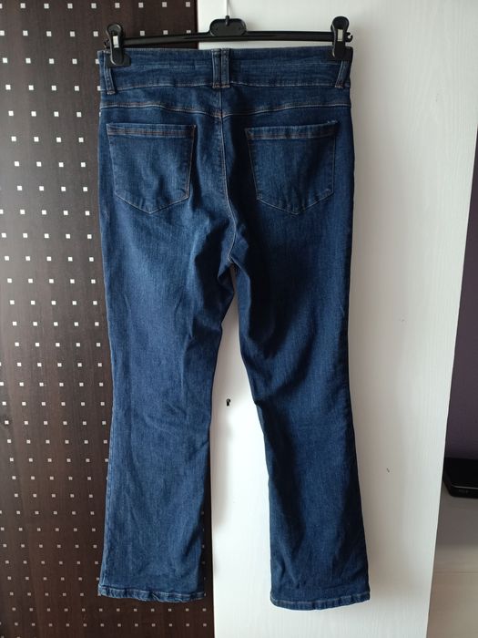 Jeansy dzwony rozm 42