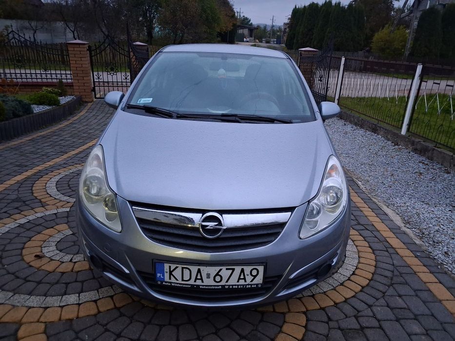 Opel Corsa D 1.4 benzynka 120tys przebiegu KIELCE  super stan klima