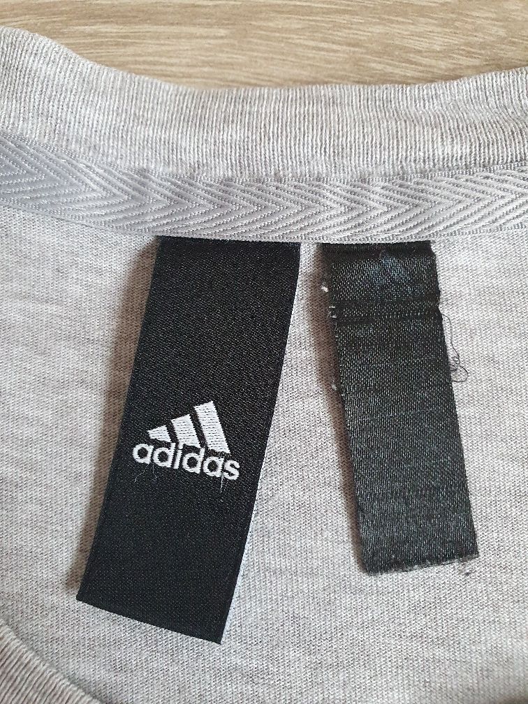 T-shirt Adidas rozmiar M