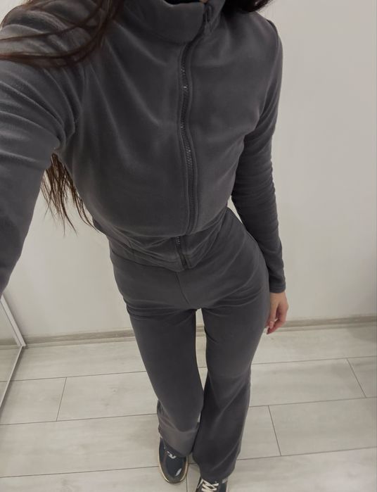 костюм фліс , теплий і дуже стильний