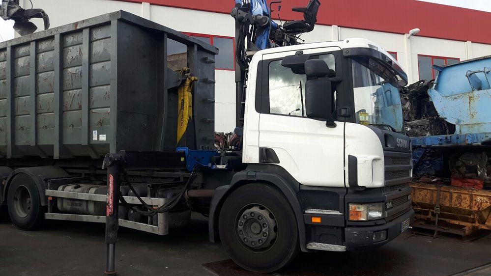 Limpeza corte árvores, transporte máquinas, levantamento sucata