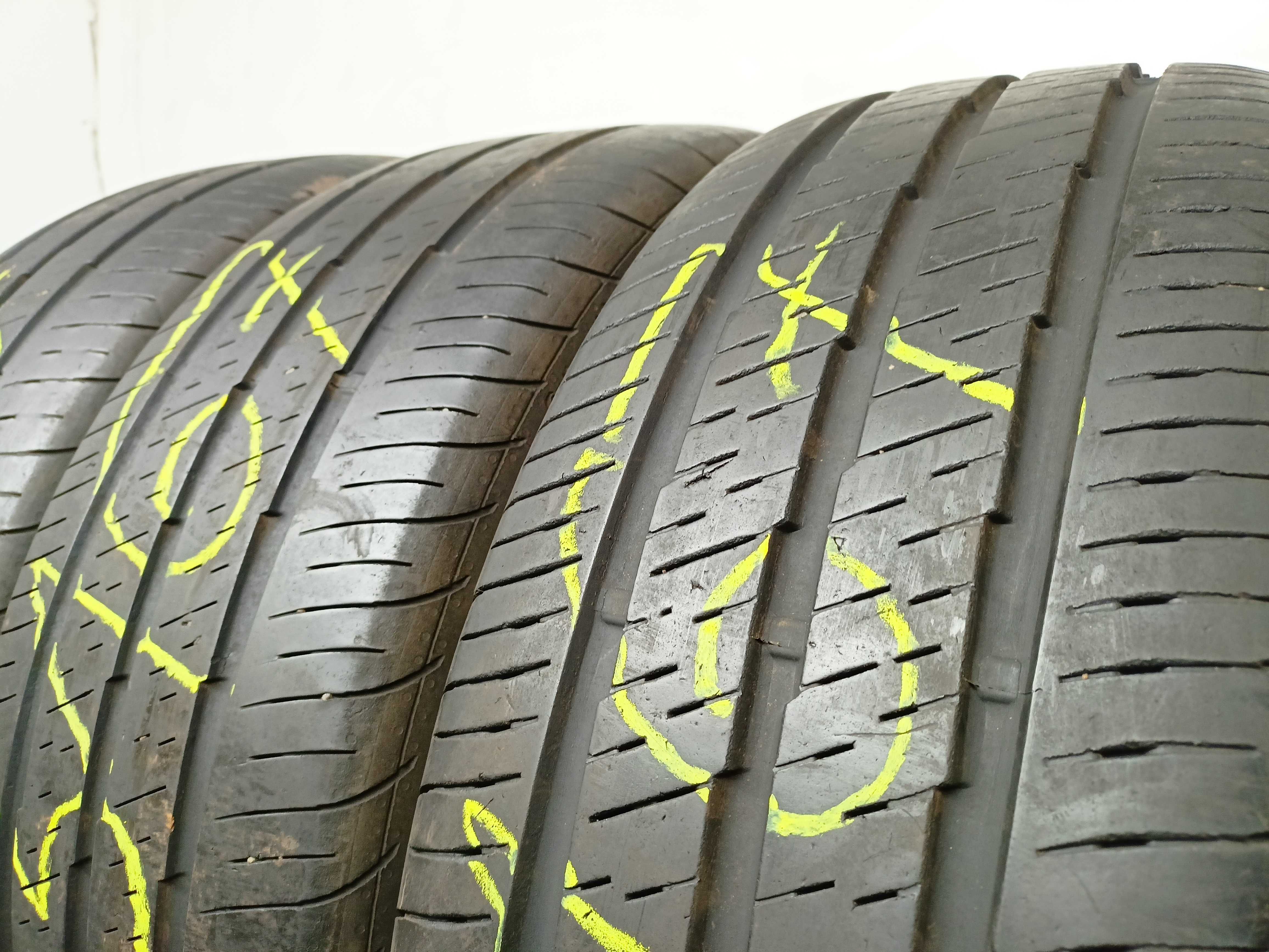 Continental VancoEco 235/65/16C 15r. 118/116R 2x7,4mm 2x6,5mm (3167)