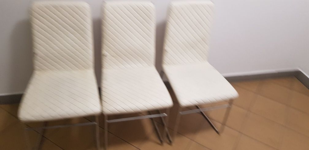 Krzesła 4 sztuki komplet