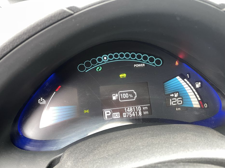 Nissan Leaf Tekna з Норвегії 2015 рік 75.17% SOH Chademo