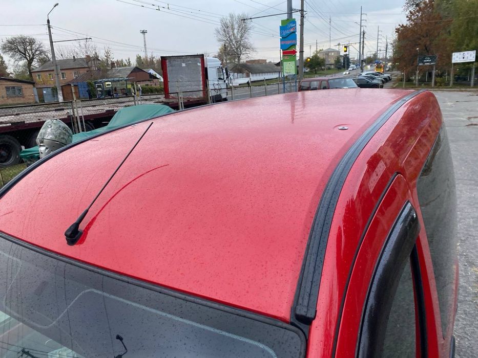 Renault Kangoo ne farbovana