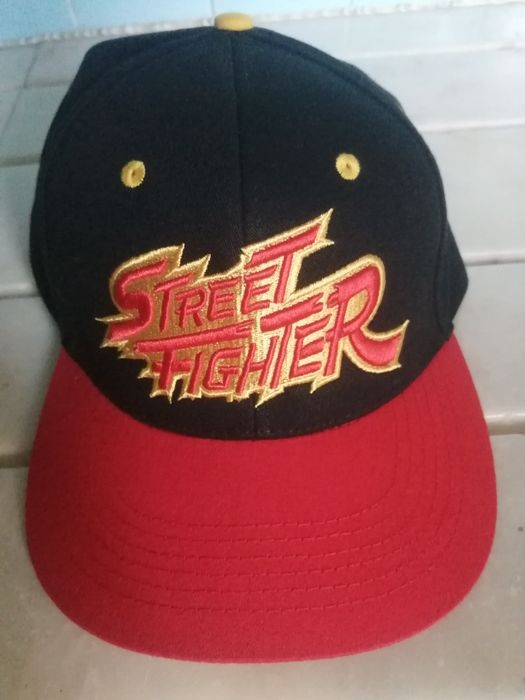Vendo chapéu street fighter (portes incluídos)