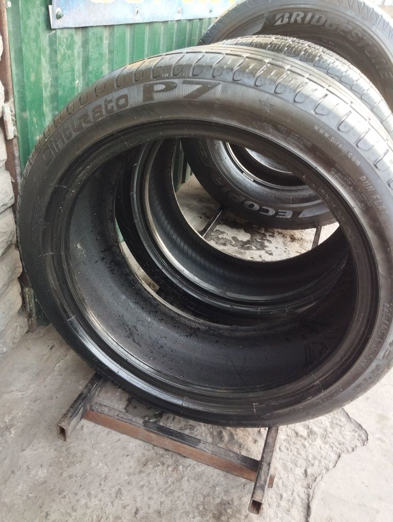 Одна літня шина Pirelli 225/45/18