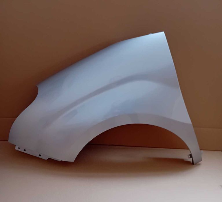 Fiat Doblo (263) 10-14r błotnik lewy srebrny 612A